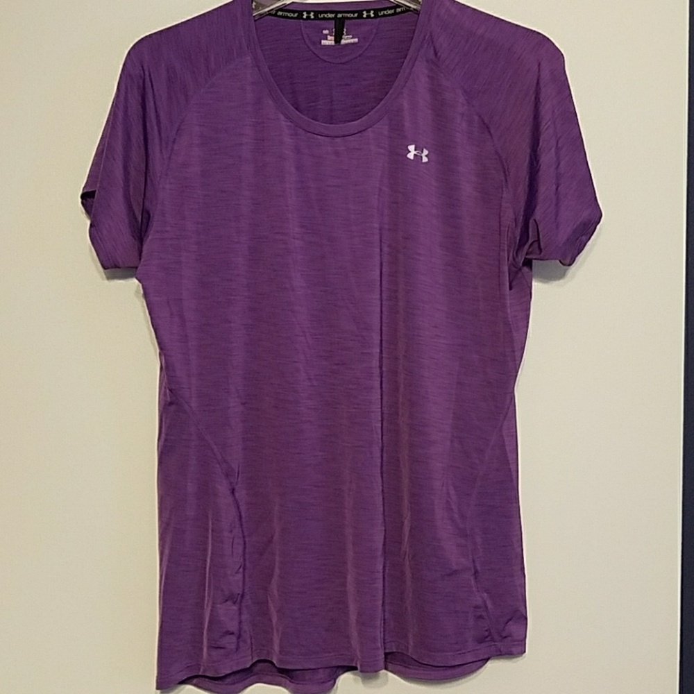 Under Armour T-shirt